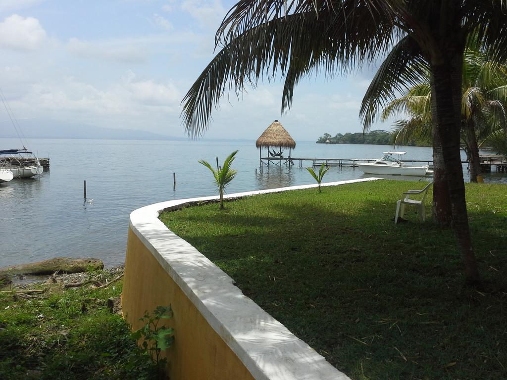 Denny'S Beach Resort Hotel Mariscos Exterior foto